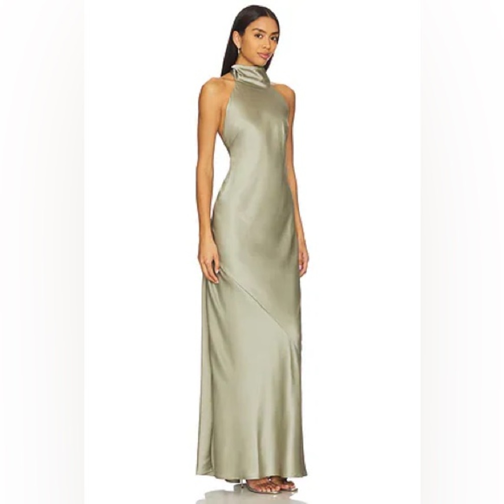 Lisa Maxi Dress in Mossā Green Luxe Satin
Show Me Your Mumu medium - Picture 2 of 6